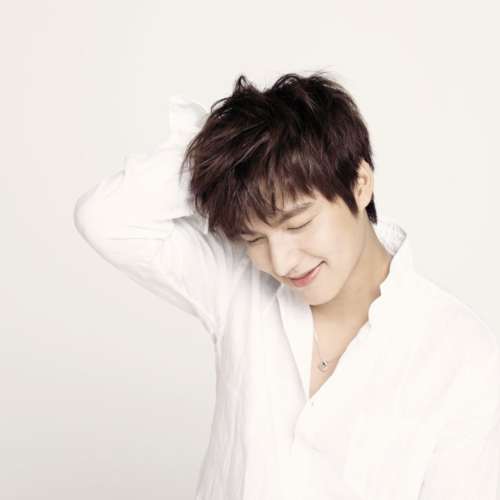 lee min ho messy hairstyle