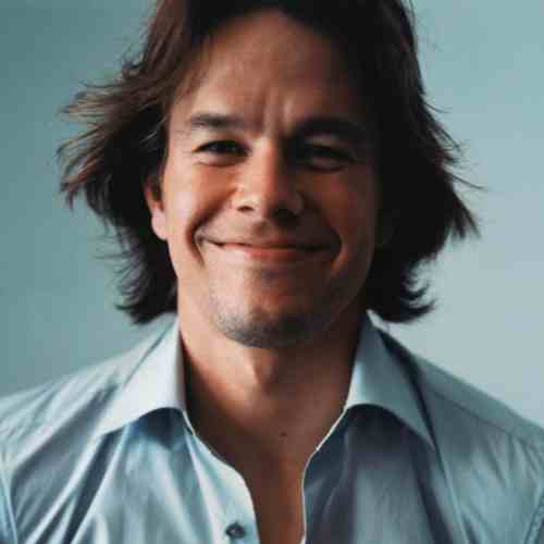 mark wahlberg long hair daddy's home