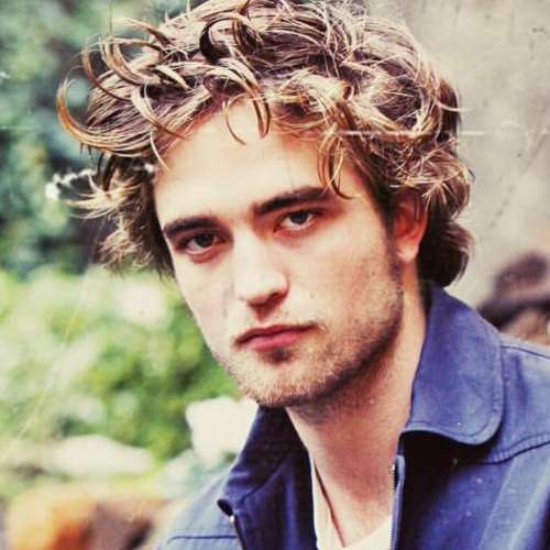 robert pattinson messy hairstyle