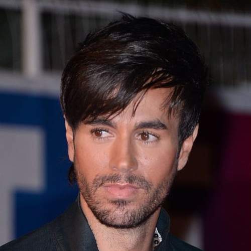 enrique iglesias in award show.