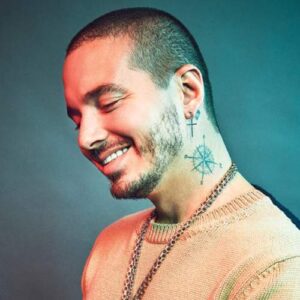 J Balvin Hairstyle - Cool Hairstyles of Colombian Reggaeton Singer ...