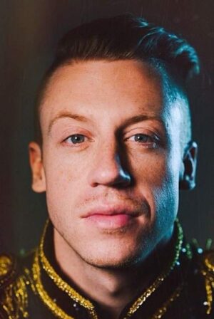 Macklemore Haircut [UPDATED 2023]- Men's Hairstyles & Haircuts X