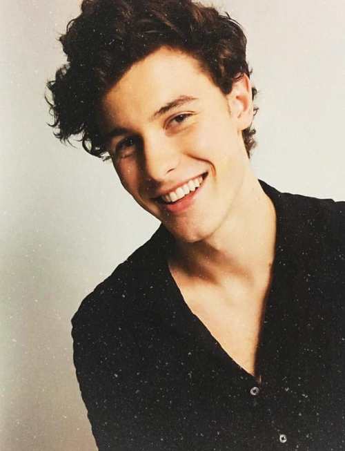 shawn mendes long hairstyles