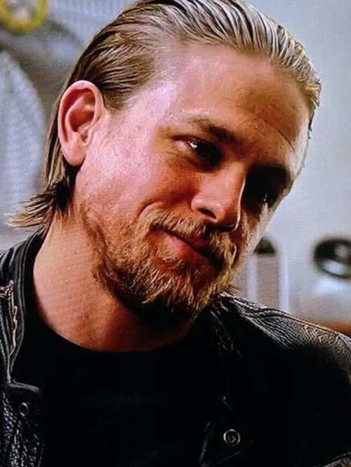 jax teller long hairstyle