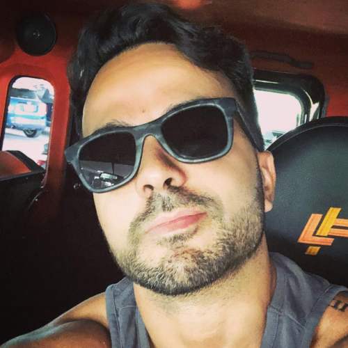 luis fonsi haircut 2017