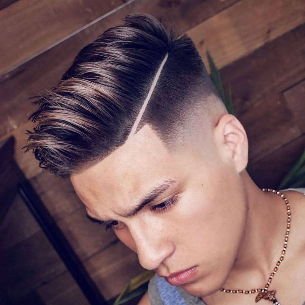 barbeiros.de.sucesso mid drop fade razor line on comb part teen boy haircut