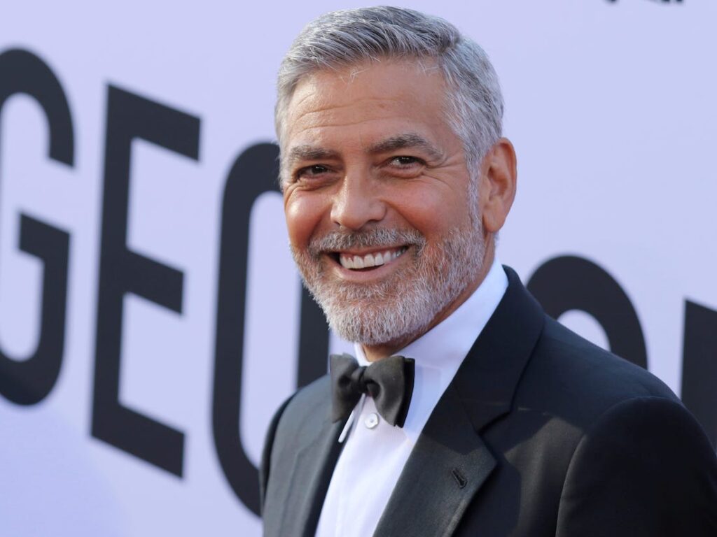 25 Iconic George Clooney Haircut - How to style hair like Legends